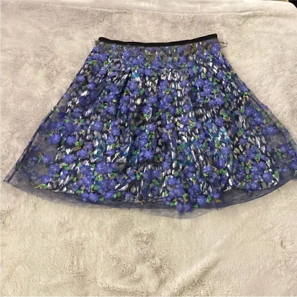 Elie Tahari Blue and Green Floral appliqué Skirt, US8